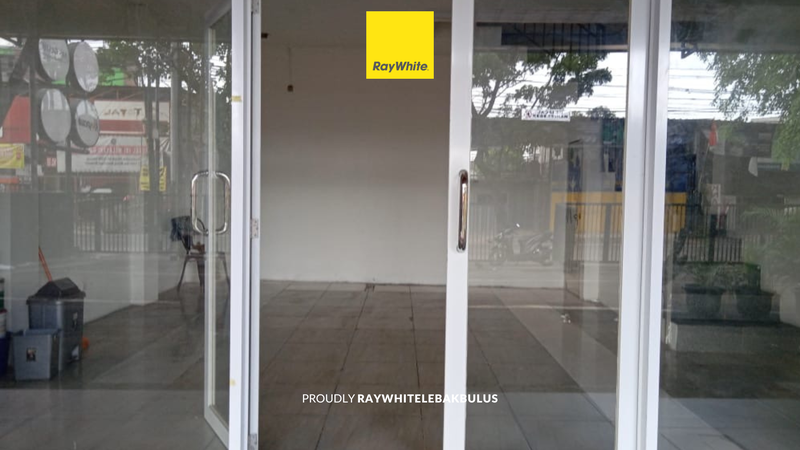 Disewakan Murah! Ruko di H. Nawi, Jakarta Selatan - Lokasi Dekat MRT Cocok untuk Tempat Usaha