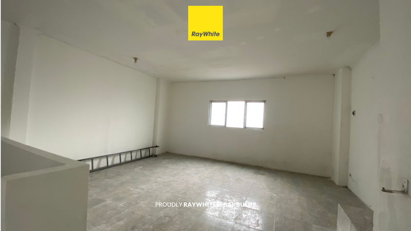 Disewakan Murah! Ruko di H. Nawi, Jakarta Selatan - Lokasi Dekat MRT Cocok untuk Tempat Usaha