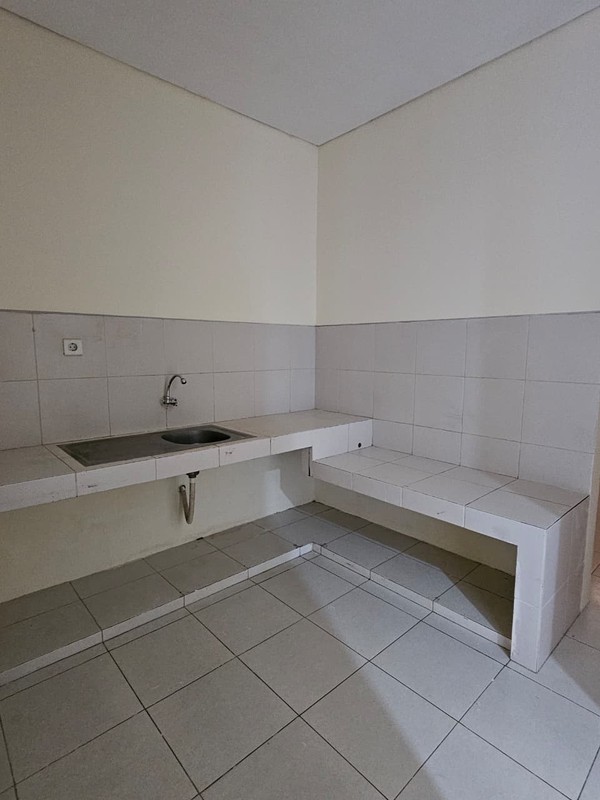 Sewa Rumah 2 Lantai Murah di Citraland The Greenlake Surabaya