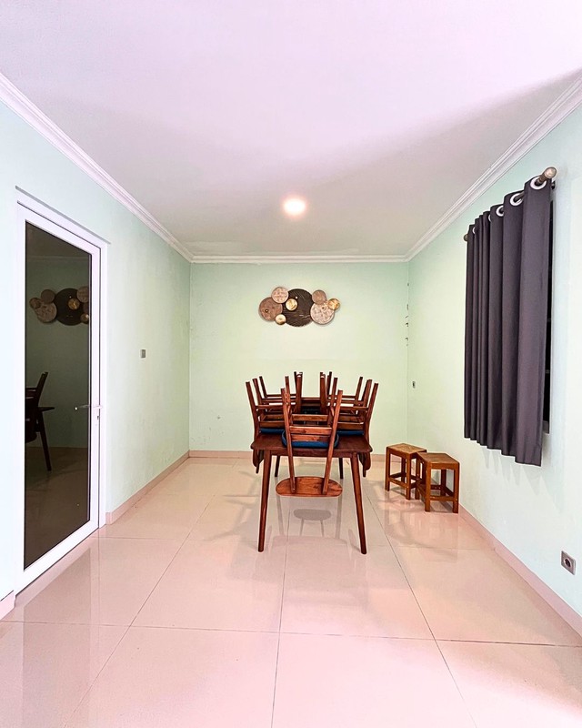 Dijual Rumah Mewah di Oakwood Residence Lippo Cikarang - Luas 448 m², Lingkungan Eksklusif