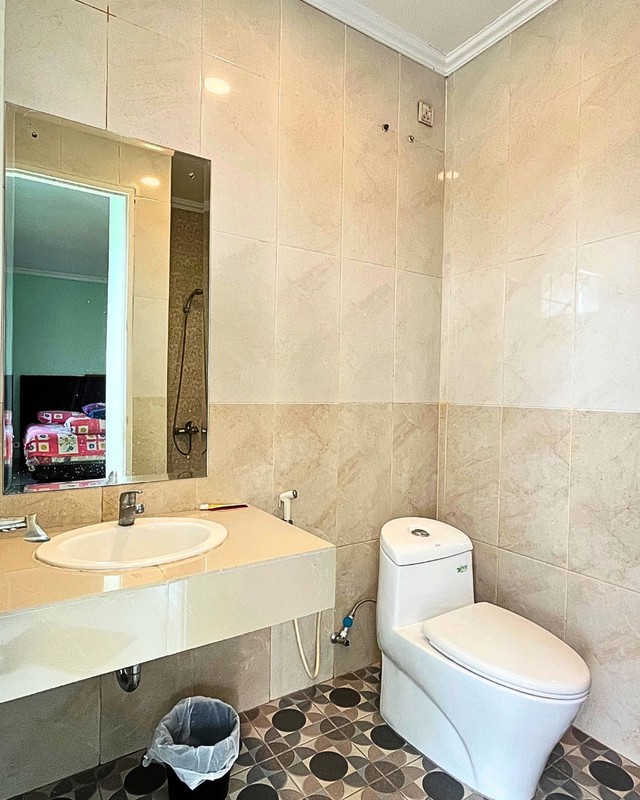 Dijual Rumah Mewah di Oakwood Residence Lippo Cikarang - Luas 448 m², Lingkungan Eksklusif