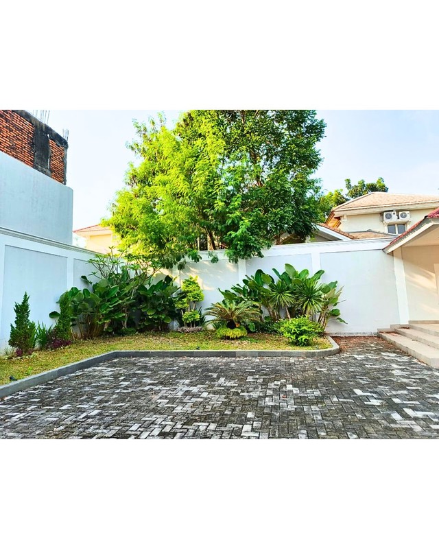 Dijual Rumah Mewah di Oakwood Residence Lippo Cikarang - Luas 448 m², Lingkungan Eksklusif