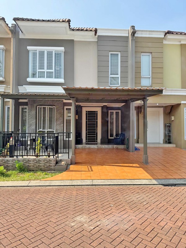 Rumah Modern Siap Huni di Karelia Village, Gading Serpong