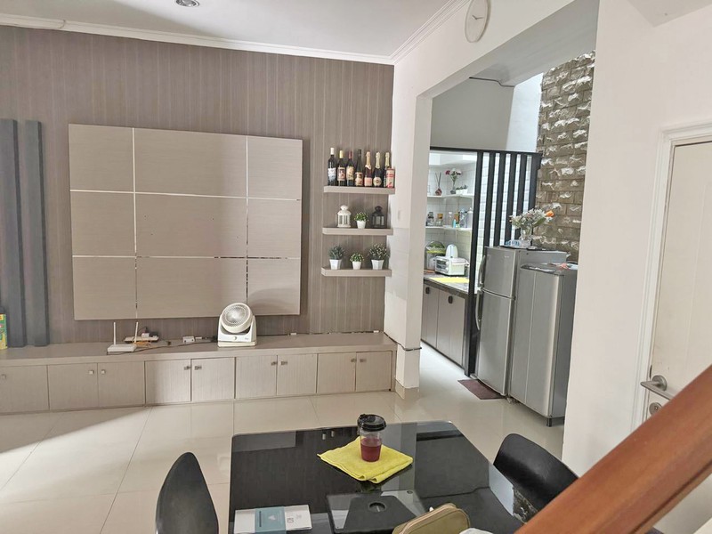 Rumah Modern Siap Huni di Karelia Village, Gading Serpong