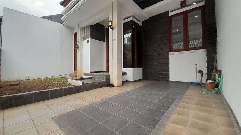 Rumah 1,5 Lantai di Pondok Bambu Duren Sawit Jaktim