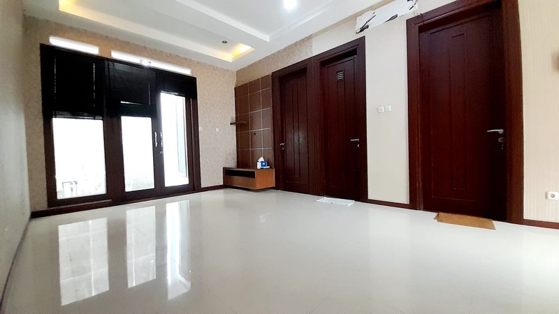 Rumah 1,5 Lantai di Pondok Bambu Duren Sawit Jaktim