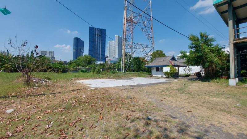 Commercial Land in Prime West Surabaya - Great for Future Development