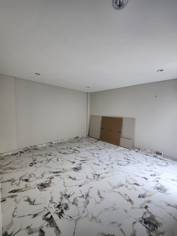 4 Milyar-an Rumah Surabaya Barat New Baru Modern - Babatan Pratama Spesial Row Jalan Raya Kembar Strategis Lokasi Dekat Pakuwon Mall, Citraland, Royal Residence