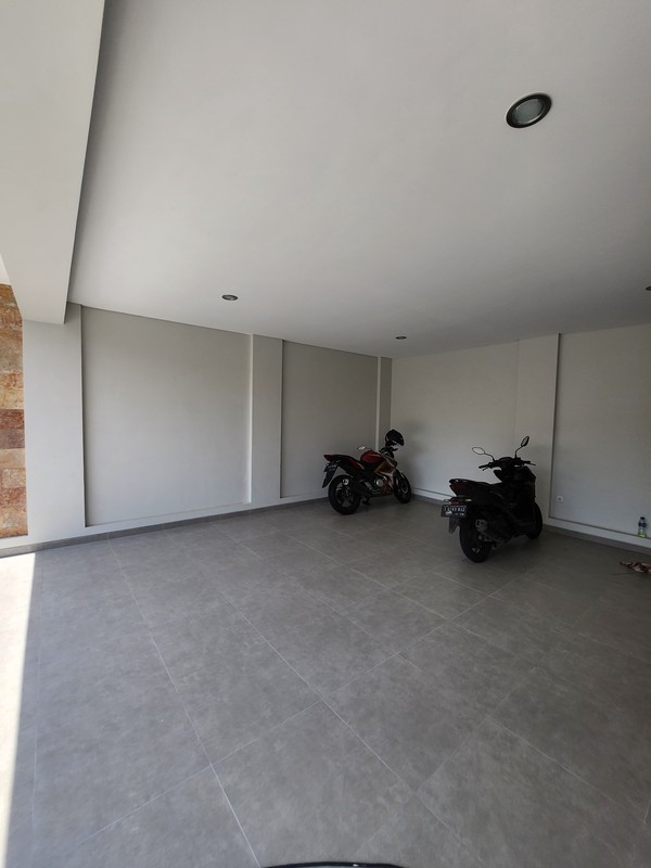4 Milyar-an Rumah Surabaya Barat New Baru Modern - Babatan Pratama Spesial Row Jalan Raya Kembar Strategis Lokasi Dekat Pakuwon Mall, Citraland, Royal Residence