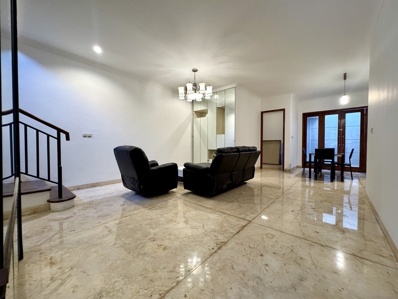 Disewa Rumah di Aarden Townhouse, Menteng, Jakarta Pusat