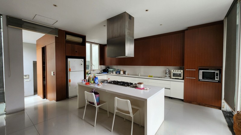 Dijual Tanah di Jalan Salak , Guntur, Setiabudi,  Jakarta Selatan Hoek, Siap Bangun