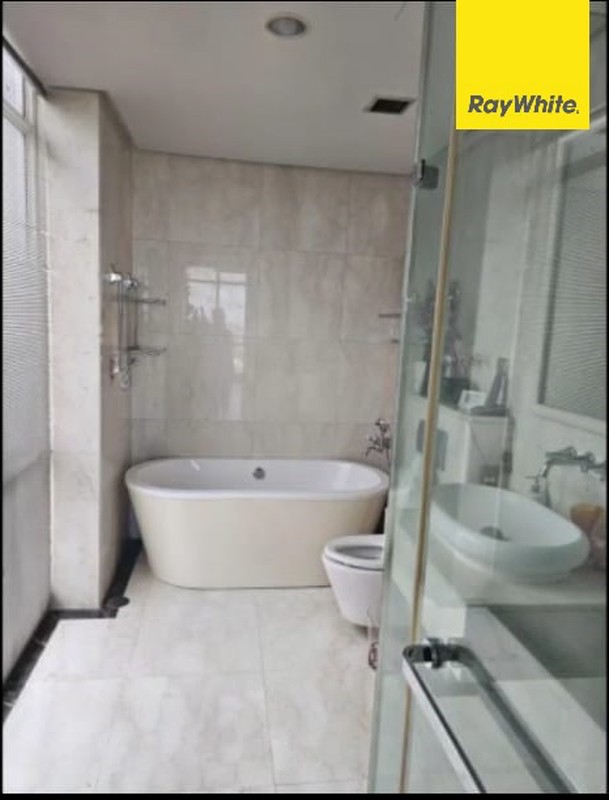 Dijual Apartemen The Adhiwangsa Golf Residence Surabaya