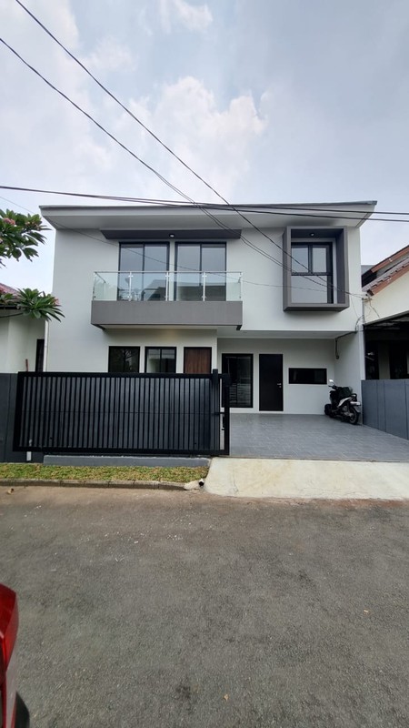 Rumah Bagus Bersih Siap Huni dengan KT 4+1 KM 3+1 Sertifikat SHM @Bintaro Sektor 9.