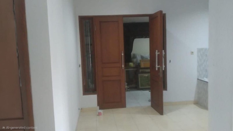 Rumah Hoek Siap Huni di Royal Park Residence Padurenan Mustika Jaya Bekasi | Luas 178 m², 4 Kamar Tidur, AC 4 Unit