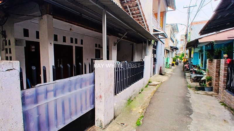 Dijual Rumah Hitung Tanah di Asem Baris, Kebon Baru - Tebet, Jakarta Selatan