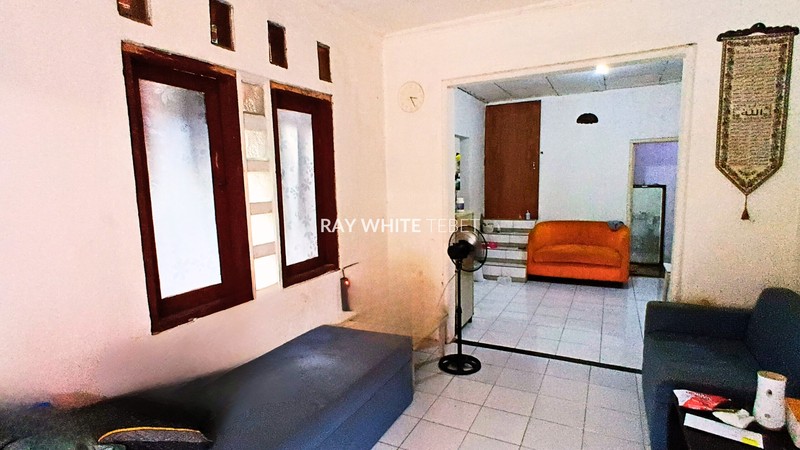 Dijual Rumah Hitung Tanah di Asem Baris, Kebon Baru - Tebet, Jakarta Selatan