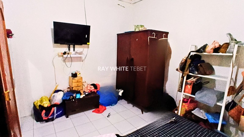 Dijual Rumah Hitung Tanah di Asem Baris, Kebon Baru - Tebet, Jakarta Selatan