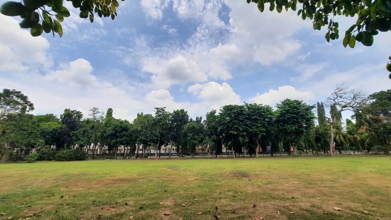KAVLING RESIDENTIAL SIAP BANGUN DI LOKASI YANG NYAMAN DAN STRATEGIS PINGGIR LAPANGAN GOLF JABABEKA CIKARANG