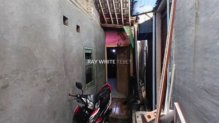 Dijual Rumah SHM Hitung Tanah di Pengadegan, Pancoran - Jakarta Selatan