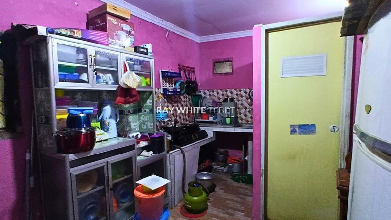 Dijual Rumah SHM Hitung Tanah di Pengadegan, Pancoran - Jakarta Selatan
