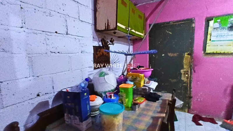 Dijual Rumah SHM Hitung Tanah di Pengadegan, Pancoran - Jakarta Selatan