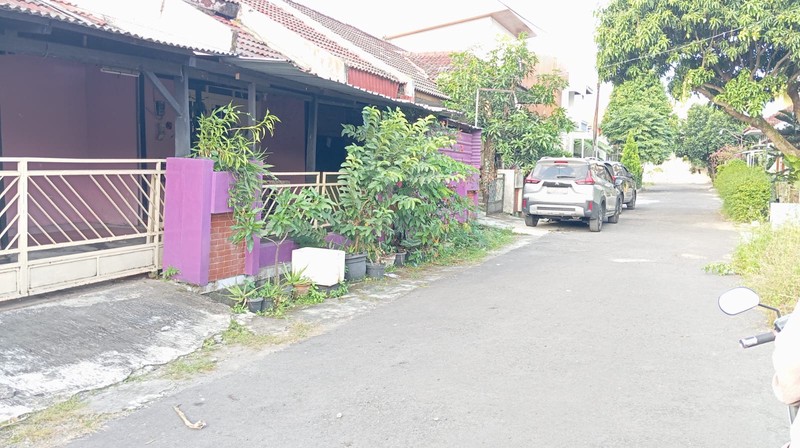 Rumah Tinggal dalam Perumahan Lokasi Strategis di Jalan Kaliurang 