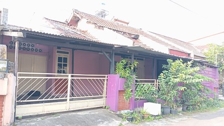 Rumah Tinggal dalam Perumahan Lokasi Strategis di Jalan Kaliurang 