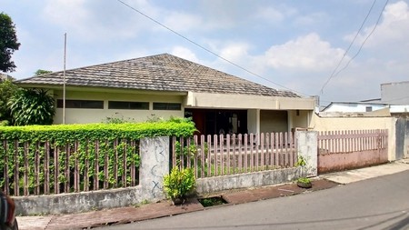 Rumah Murah Hitung Tanah, 1 Lantai,  di Tanah Kusir Jakarta Selatan