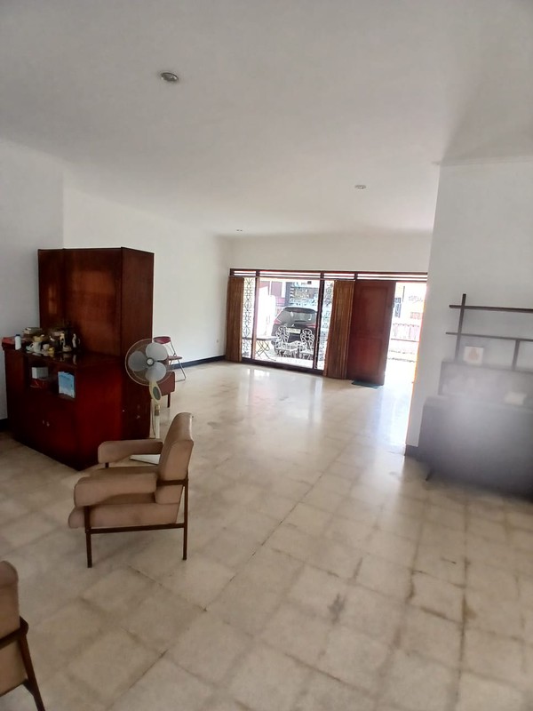 Rumah Murah Hitung Tanah, 1 Lantai,  di Tanah Kusir Jakarta Selatan