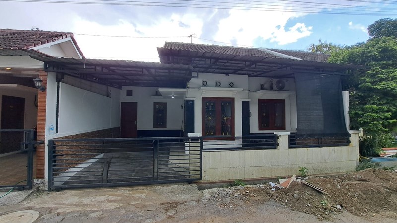 Rumah Disewakan dalam Perumahan di Daerah Kledokan - Depok, Sleman
