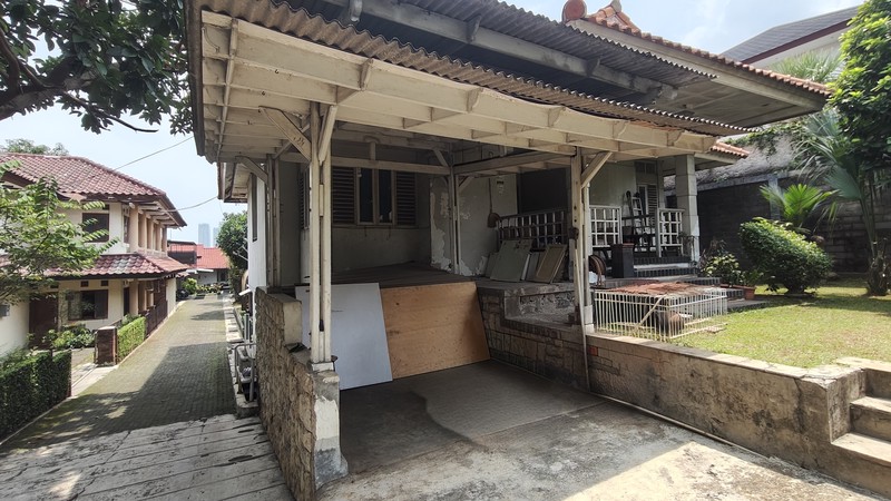 Langka Banget! 3 Rumah Sekaligus di Cipete Selatan - Total Tanah 1.437m2