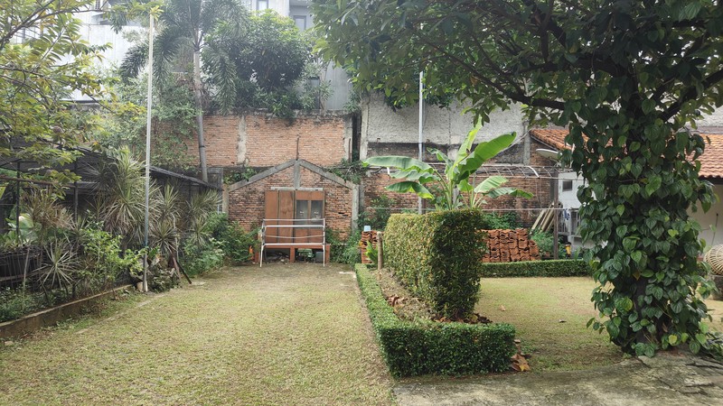 Langka Banget! 3 Rumah Sekaligus di Cipete Selatan - Total Tanah 1.437m2