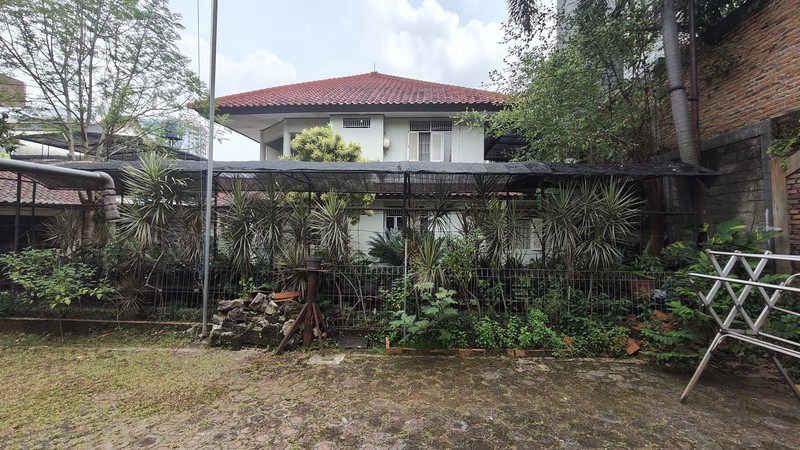 Langka Banget! 3 Rumah Sekaligus di Cipete Selatan - Total Tanah 1.437m2