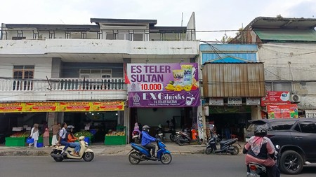 Ruang usaha sangat strategis  di jl raya cibabat dekat rs mitra kasih main road strategis jarang ada