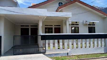 Rumah Siap Huni, Sudah Renov di Bintaro Jaya Sektor 9