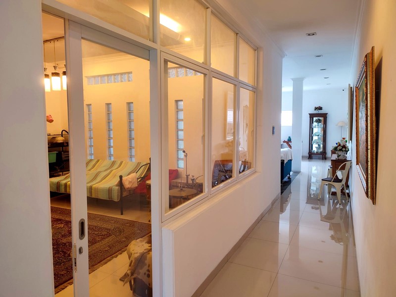 Rumah 2 Lantai Siap Huni Cantik di Pamulang dengan KT 3 KM 4 SHM