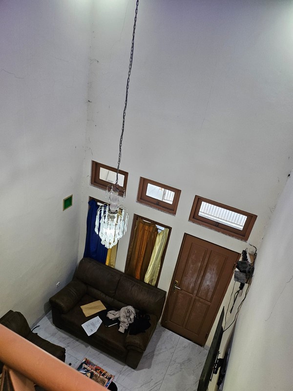 Rumah Cantik 2 Lantai Siap Huni di Bintaro KT 2 KM 2 SHM.