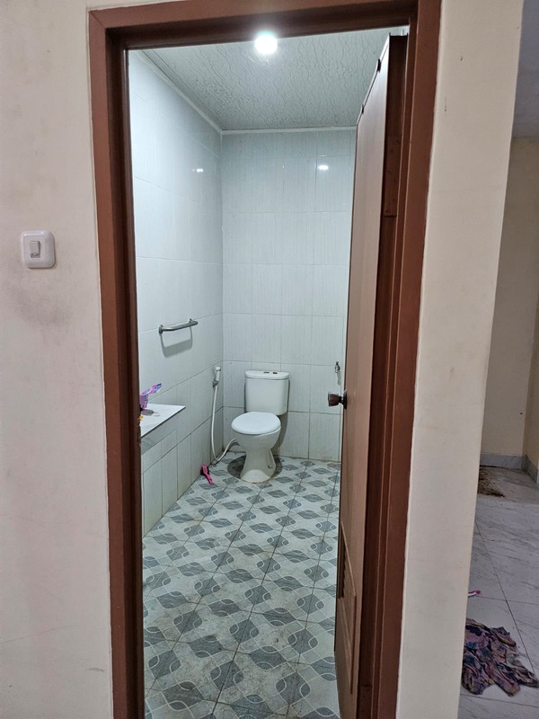 Rumah Cantik 2 Lantai Siap Huni di Bintaro KT 2 KM 2 SHM.