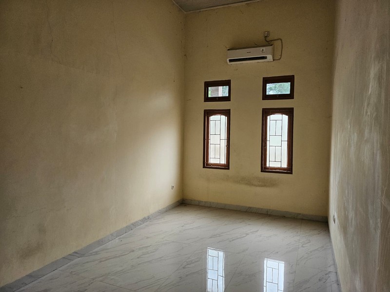 Rumah Cantik 2 Lantai Siap Huni di Bintaro KT 2 KM 2 SHM.