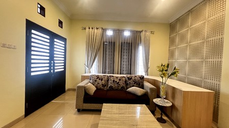 Rumah Hoek Siap Pakai Cocok Untuk Kantor di Sayap Buah Batu Bandung Kota