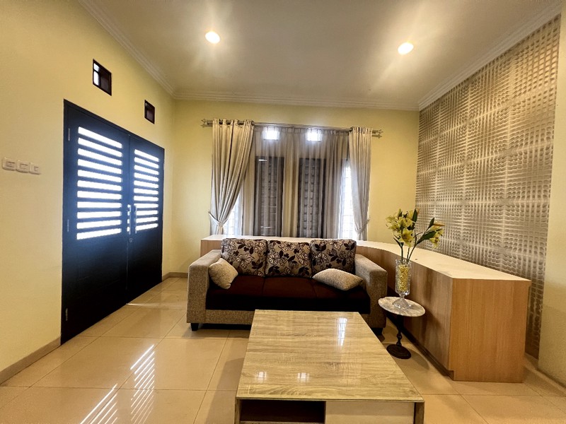 Rumah Hoek Siap Pakai Cocok Untuk Kantor di Sayap Buah Batu Bandung Kota