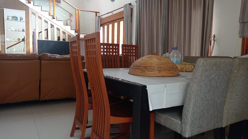 Rumah Eksklusif dengan Private Swimming Pool