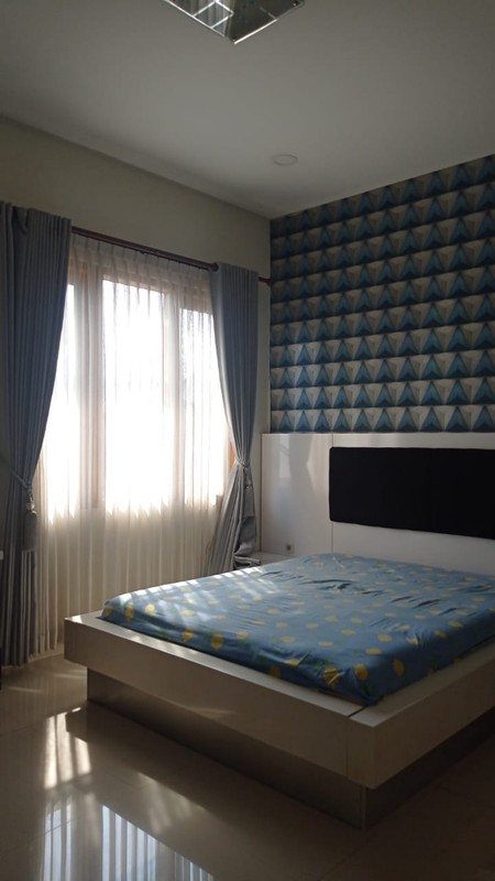 Rumah Eksklusif dengan Private Swimming Pool