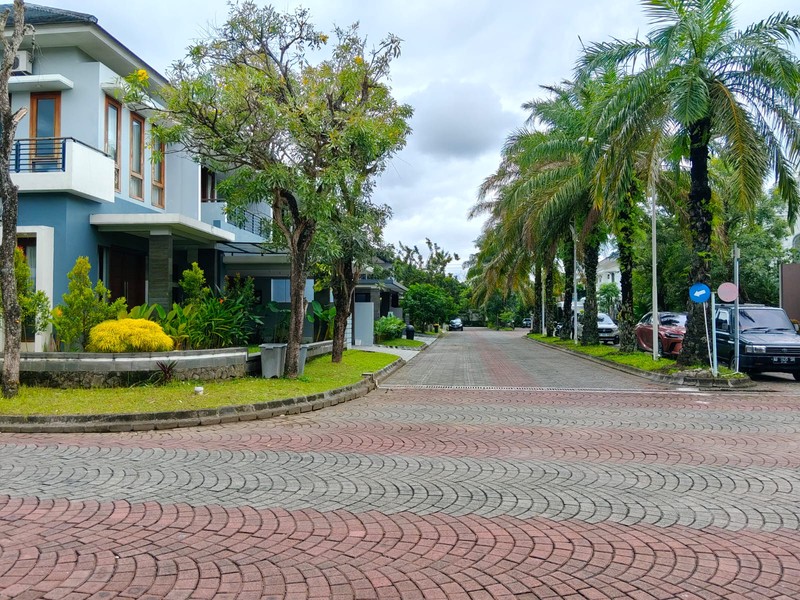 Rumah Mewah Modern Minimalis Di Perumahan Elit Bale Hinggil Residence, Jl. Kaliurang KM 8.5 Ngaglik, Sleman, Yogyakarta