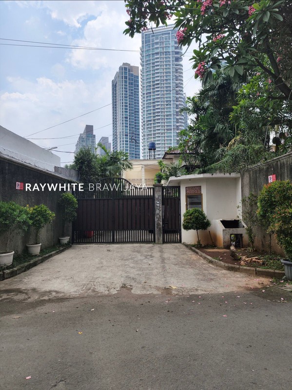 Rumah Siap Huni Bebas Banjir Area Kemang