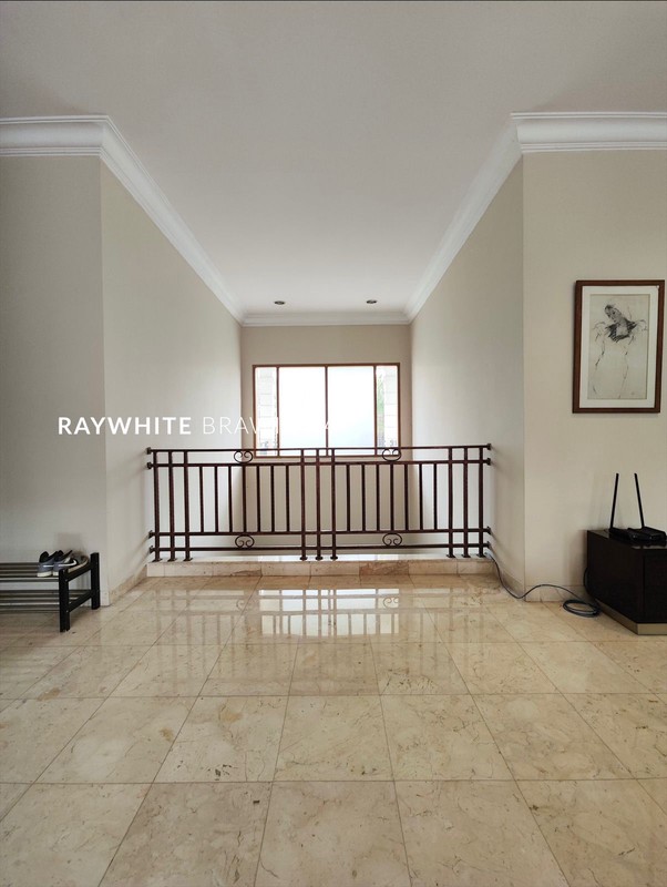 Rumah Siap Huni Bebas Banjir Area Kemang