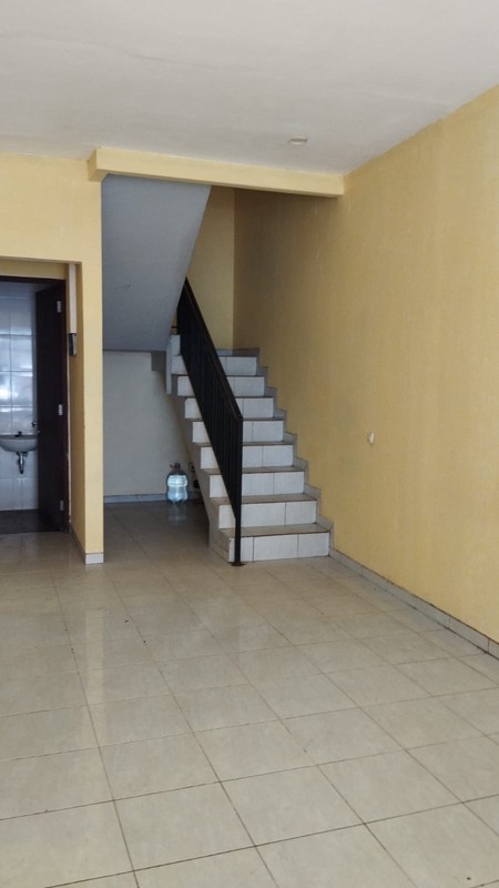 Ruko Baru , strategis di Fatmawati raya disewakan