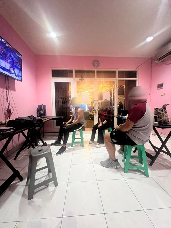 Ruko Siap Pakai dan Lokasi Strategis Pinggir Jalan Raya @Graha Raya