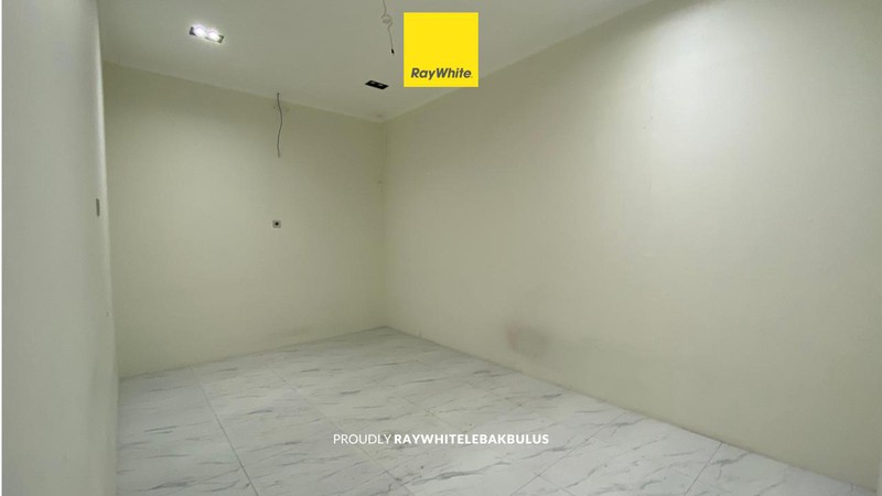 Disewakan Ruko Murah dan Strategis di Pinggir Jalan Jl Panjang, Permata Hijau, Jakarta Barat