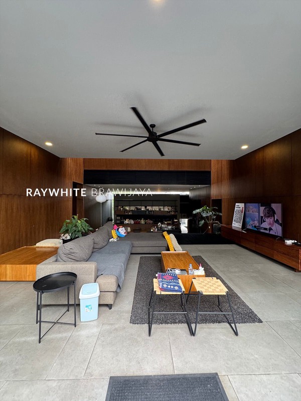 Rumah Modern Lokasi Strategis Area Bangka Kemang 